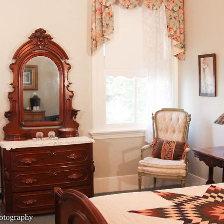 Flowertown Bed And Breakfast Summerville Exterior foto